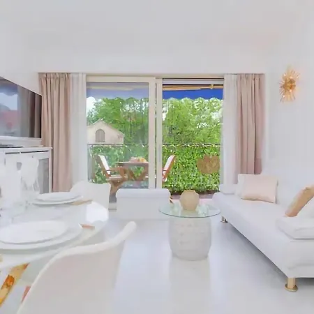 Le Concorde - Appt Avec Terrasse Apartment *